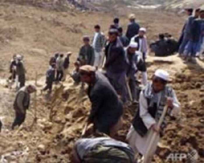 Searchers retrieve bodies as Afghan quake toll expected to rise