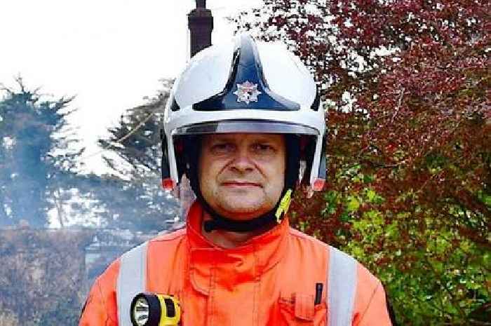 Firefighter sacked for throwing YouTube blogger's phone at fire scene