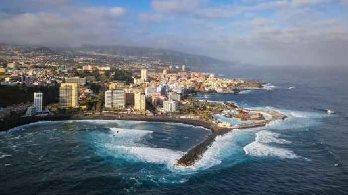 Beautiful Three Dead And 15 Injured In Tenerife Tidal Surge Wallpaper Nature Beautiful Three Dead And 15 Injured In Tenerife Tidal Surge Wallpaper Nature