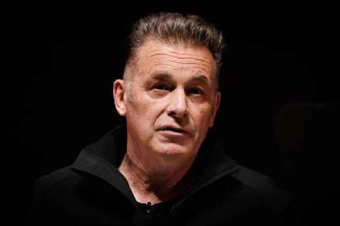 Beef and milk adverts banned after Chris Packham - One News Page