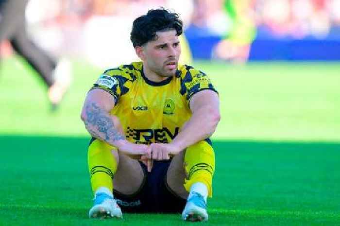 Torquay United retained list confirmed with six Gulls - One News Page