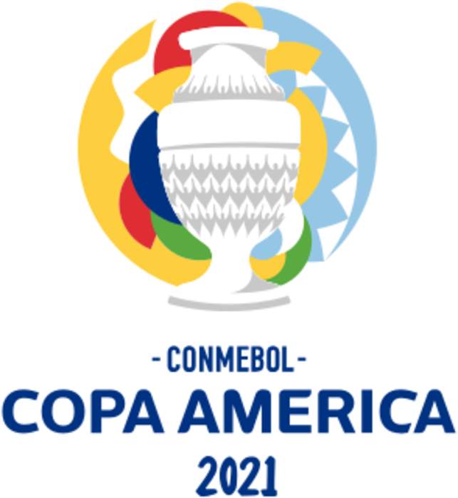 Copa America 2021: Edinson Cavani scores as Uruguay qualify for quarter-finals