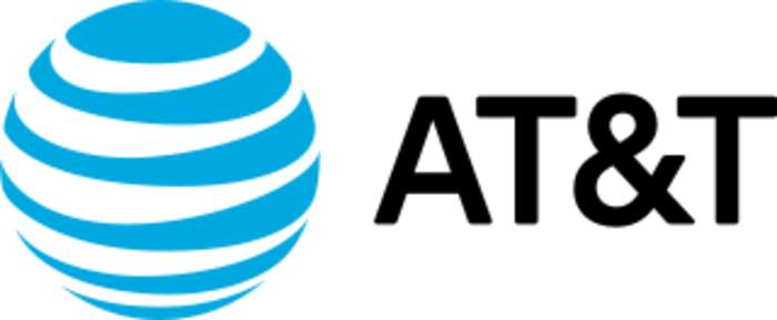 AT&T first to combine cell phone, TV service