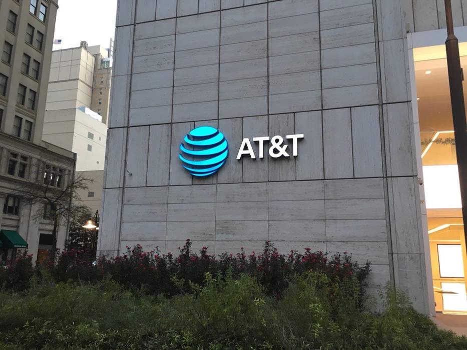 Group of 'violent' cell phone robbers stole a fortune from AT&T stores, get stiff prison terms