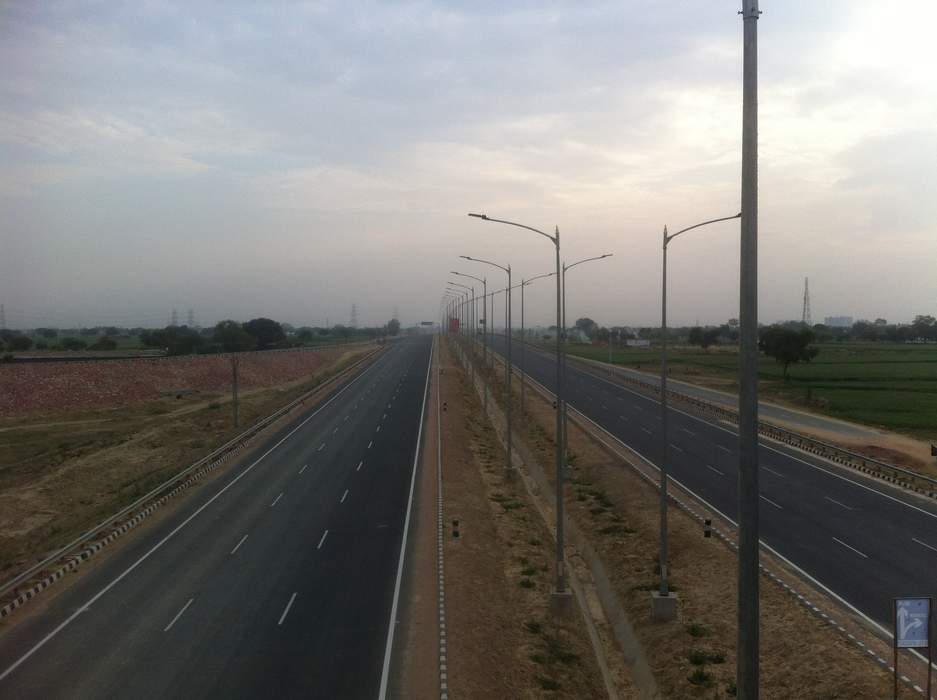 Agra–Lucknow Expressway