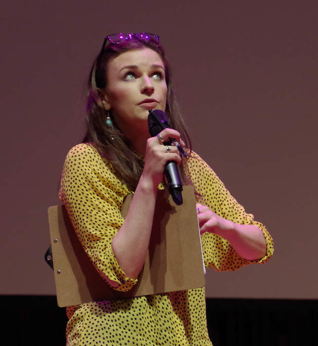 Comedian Aisling Bea expecting first child - and announces with help from Paul Rudd and Travis Kelce