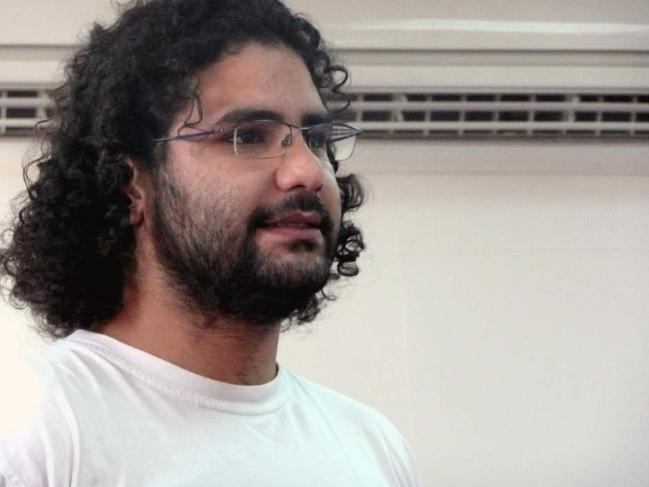 Egypt: Alaa Abdel-Fattah's sister re-starts #FreeAlaa campaign after COP27 silence