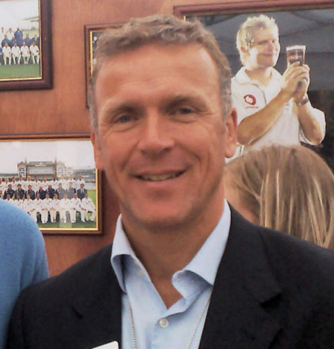 Alec Stewart: Surrey director of cricket takes temporary leave for family illness