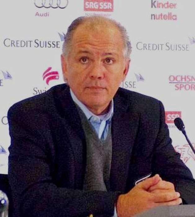 Alejandro Sabella: Former Leeds and Sheffield United midfielder dies