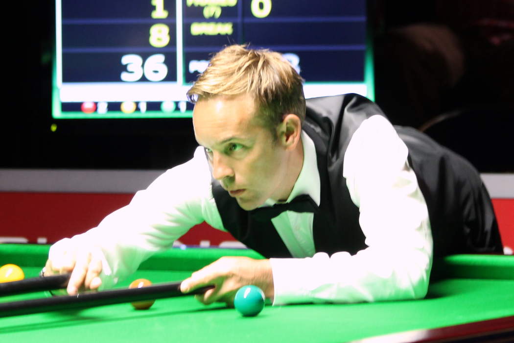 Carter opens up lead over O'Sullivan in final