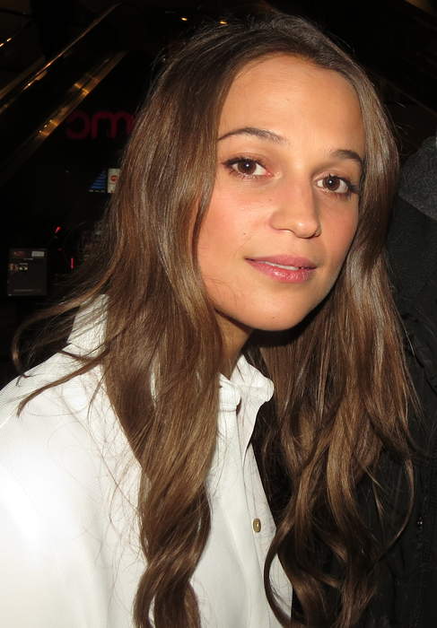 Alicia Vikander