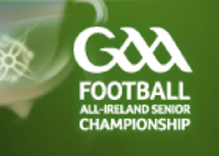 GAA All-Ireland football final: Dion Dublin learns about Gaelic football