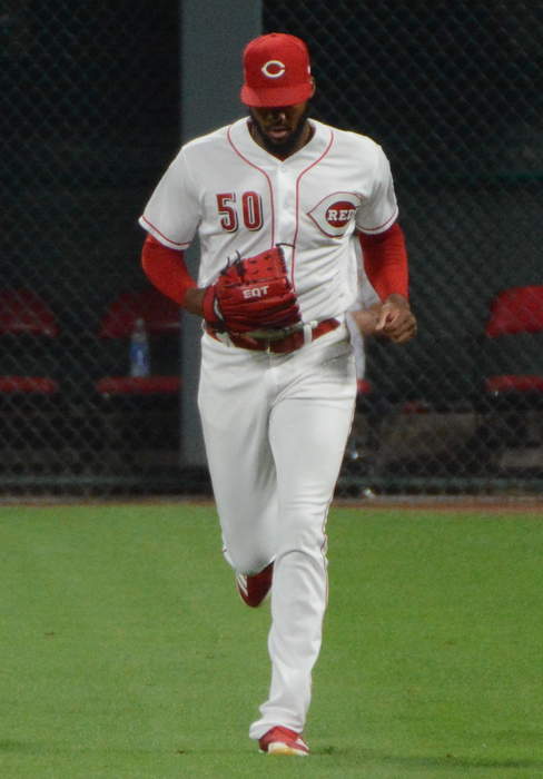 'He's disrespecting us': Benches clear after Amir Garrett strikes out Anthony Rizzo