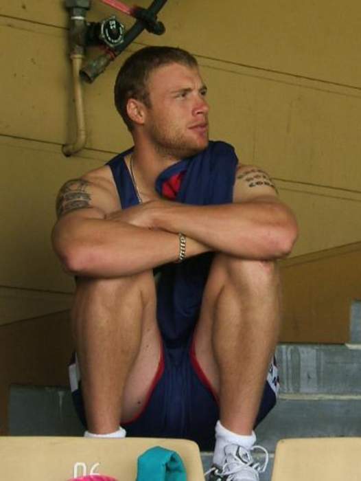 Flintoff pictured for first time since Top Gear crash