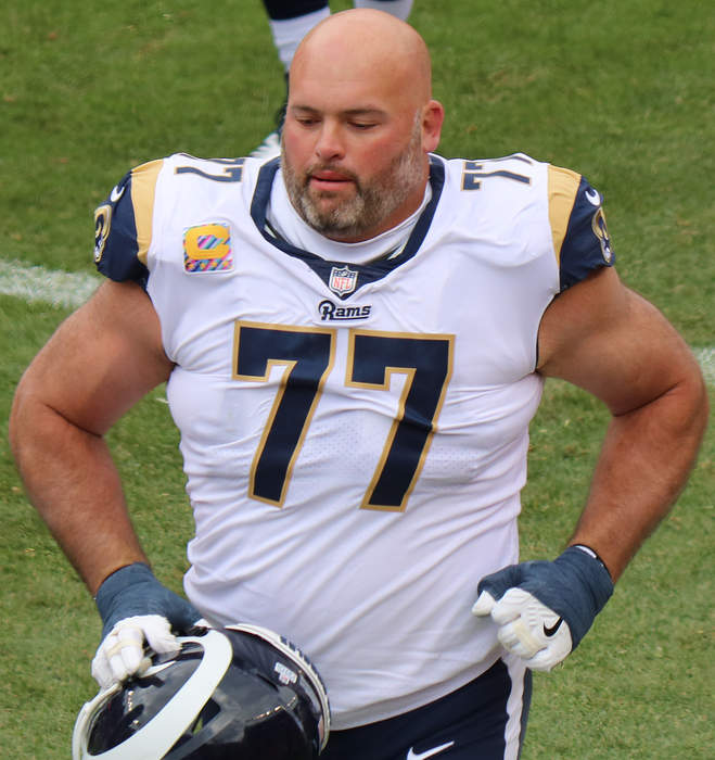 Ex-NFL Star Andrew Whitworth Has No Issues W/ 'Tush Push' Ban Failing