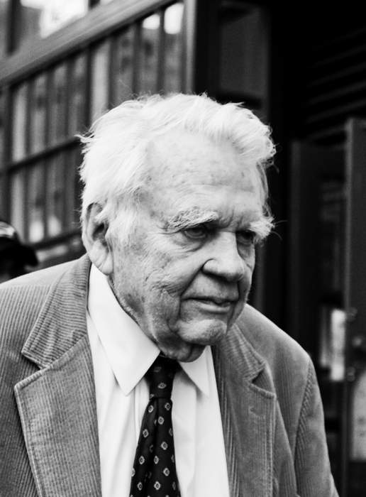 Andy Rooney gives up complaining?