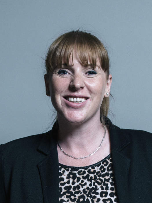 Angela Rayner: Man arrested over threats to deputy Labour leader