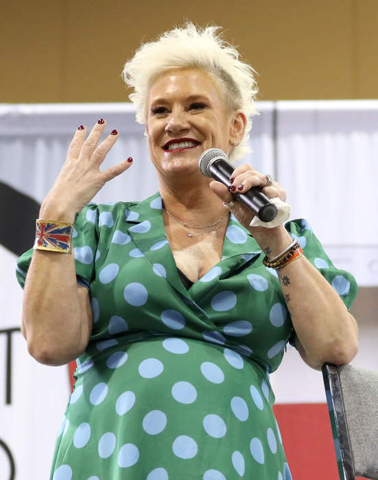Anne Burrell, Food Network star, dead at 55