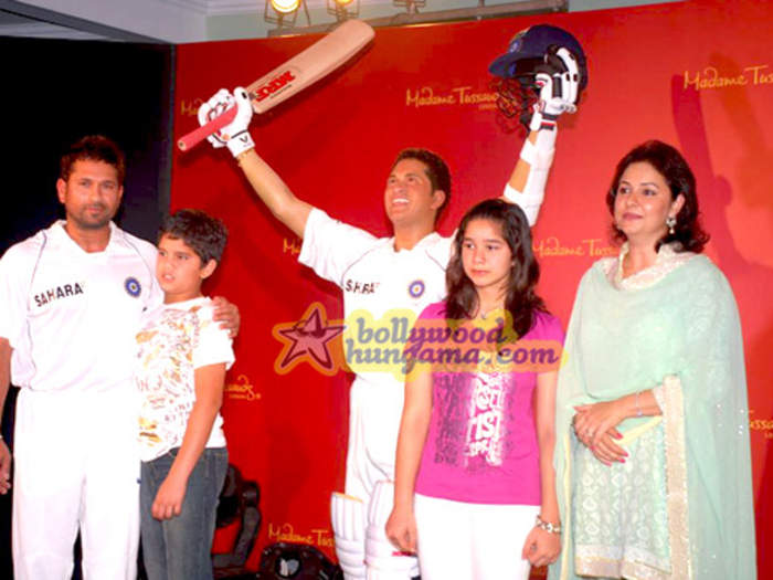 News24.com | Tendulkar junior hits ton on first-class debut