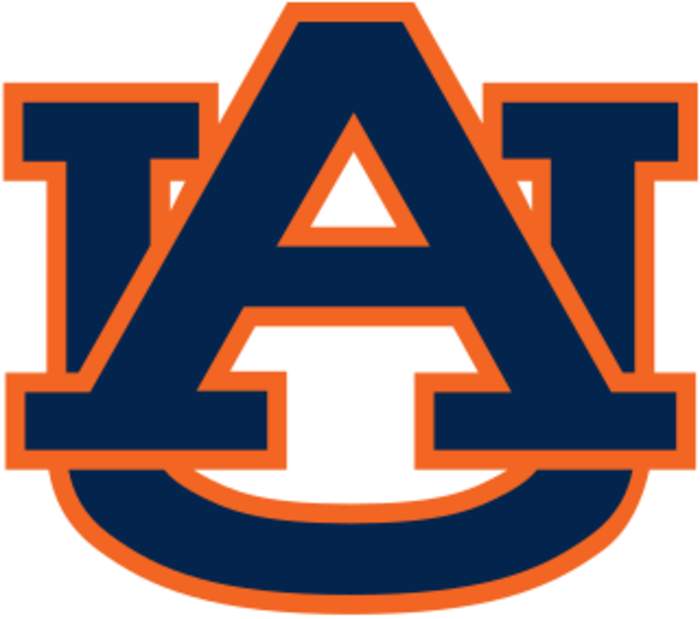 Big plays help Auburn football hold off No. 19 Arkansas for second SEC road win