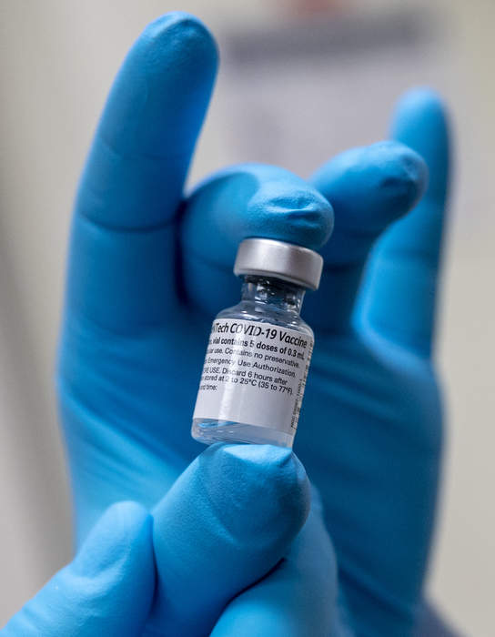 Moderna sues Pfizer-BioNTech, alleging COVID-19 vaccine patent infringement