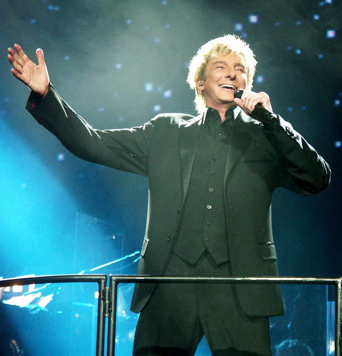 Barry Manilow ponders Co-op Live show venue switch