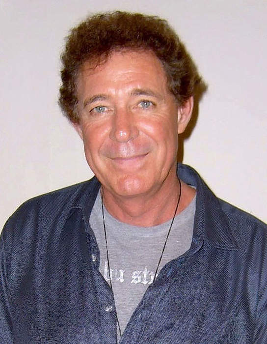 'The Brady Bunch' star Barry Williams dishes on the ‘very intense years' he experienced on series as a teen