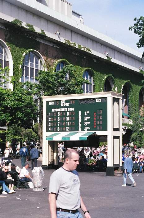 Air quality improves, racing returns at Belmont Park as Triple Crown finale looms