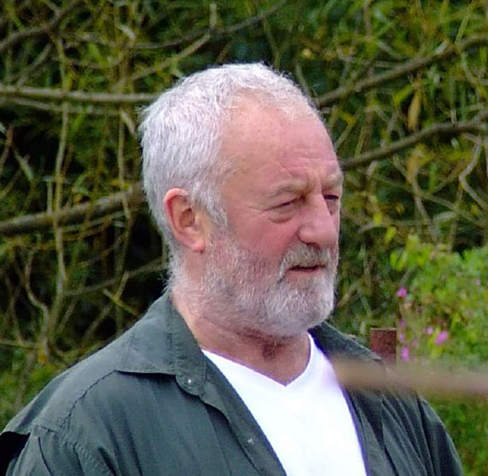 Lord of the Rings cast pay tribute to Bernard Hill