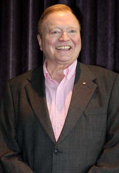 Emotion runs high as Bert Newton is farewelled at state funeral in Melbourne