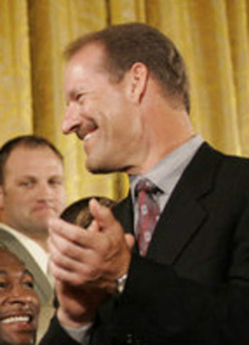NFL analyst Bill Cowher previews Thanksgiving Day football on CBS