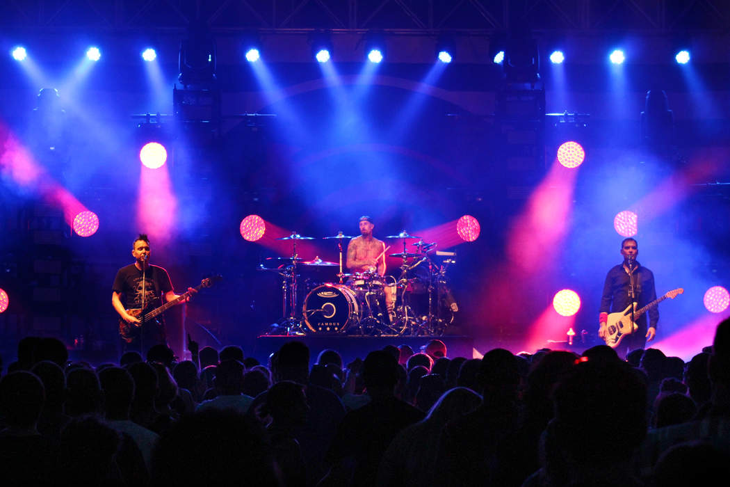 Travis Barker's Blink-182 Concert Attended By Ghostlike Person, Maybe Kourtney