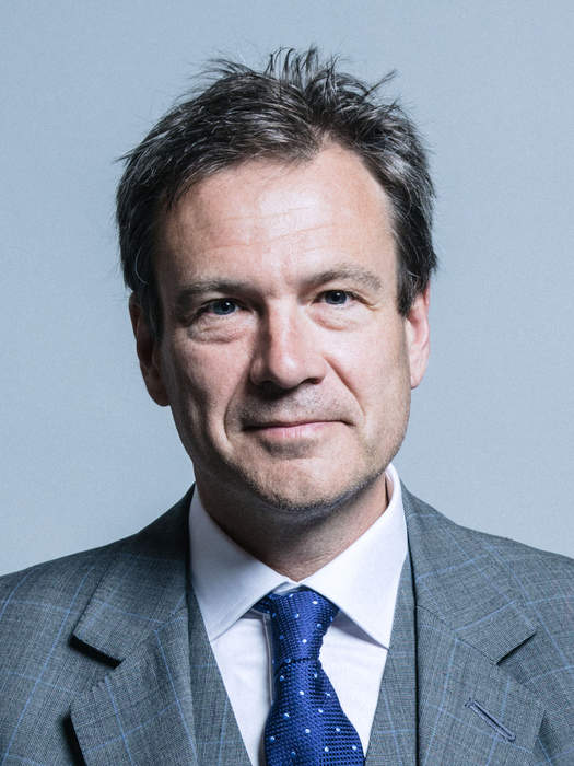 Coronavirus: Isle of Wight MP admits lockdown 'barbecue' visit