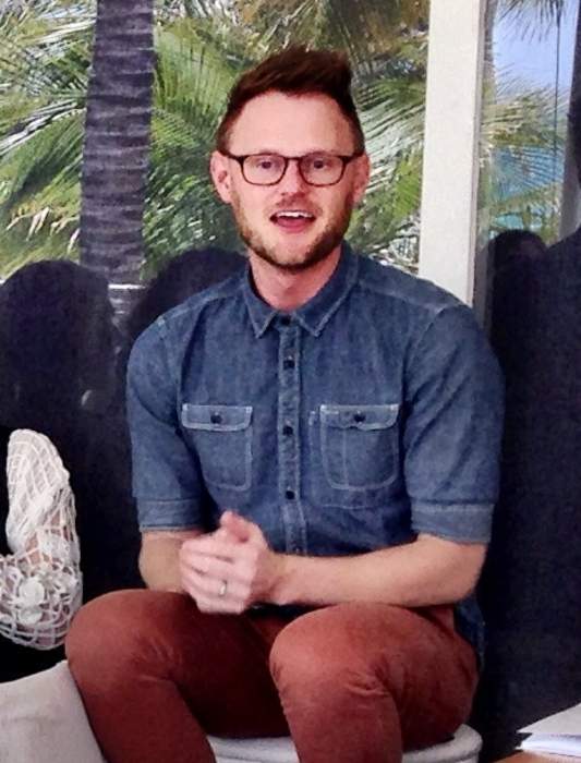 'Queer Eye' Star Bobby Berk Lists Palm Desert Airbnb for Just $22