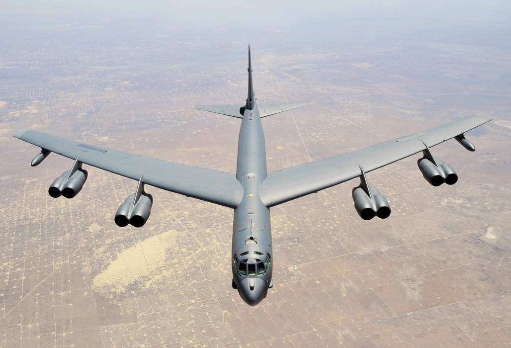 Chinese Fighter Jet Executes Dangerous Interception of US B-52 Aircraft Over South China Sea