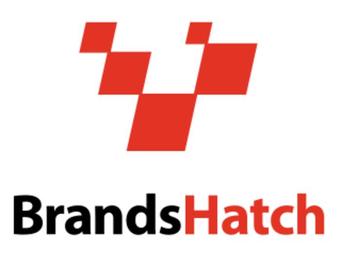 Volunteer race marshal dies in Brands Hatch crash
