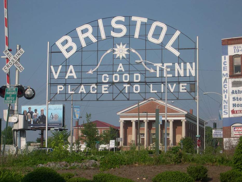 Bristol sign former Jersey prop Longwell