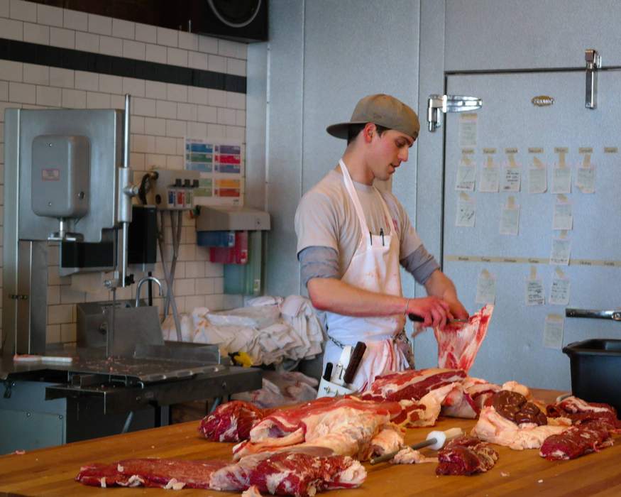 Butcher breaks sausage-making world record