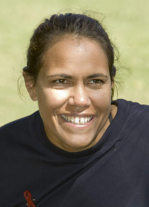 Cathy Freeman declares support for Voice to parliament