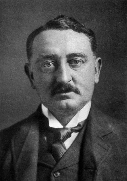 Cecil Rhodes plaque at Oxford University could be listed