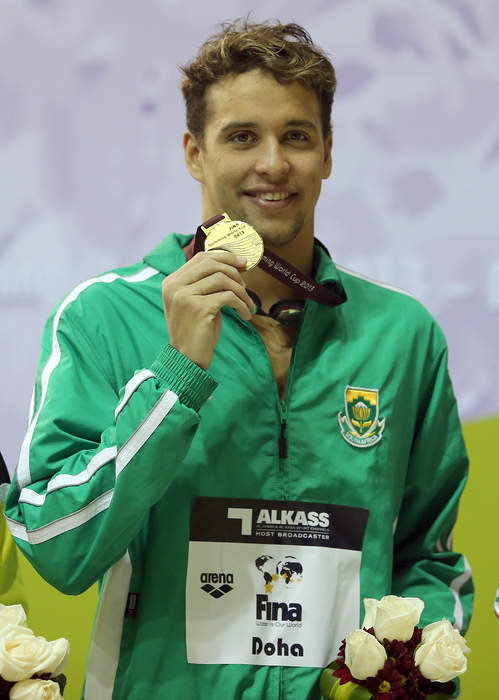 News24.com | History-maker Le Clos on 'bittersweet' silver Commonwealth medal: 'It crushes me a little'