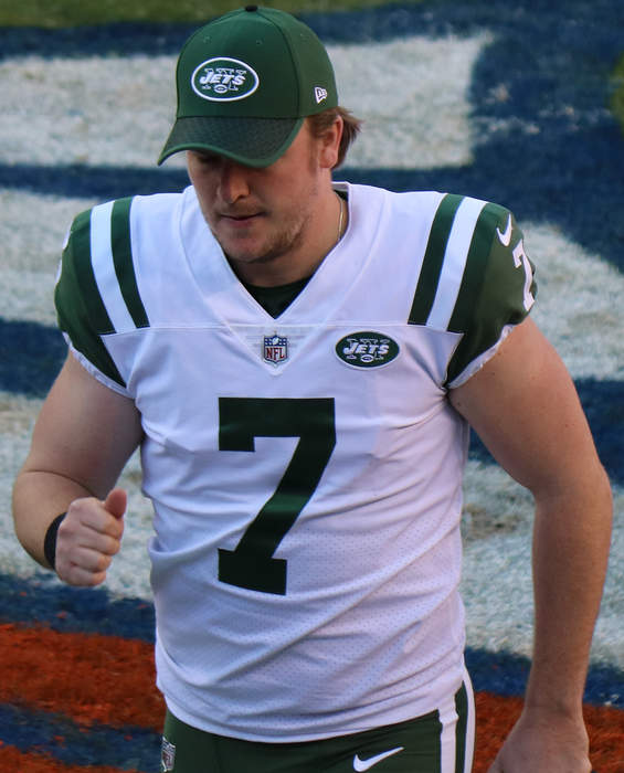 Jets kicker Chandler Catanzaro retires after shaky start to camp