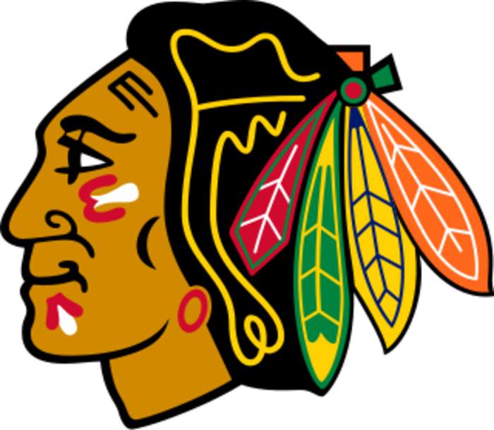 Former Chicago Blackhawks coach threatened player with baseball bat, lawsuit alleges