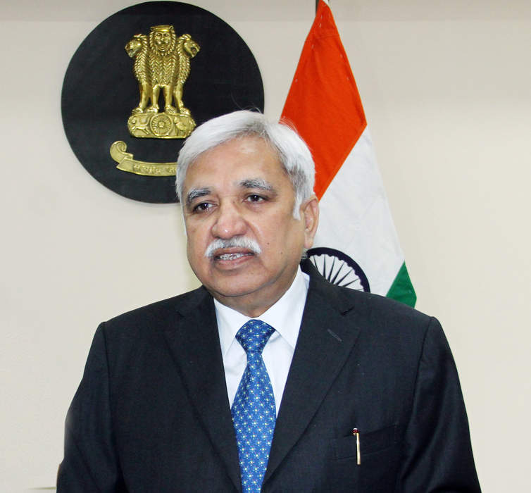SC refuses to stay new law on appointment of CEC, ECs; issues notice to Centre