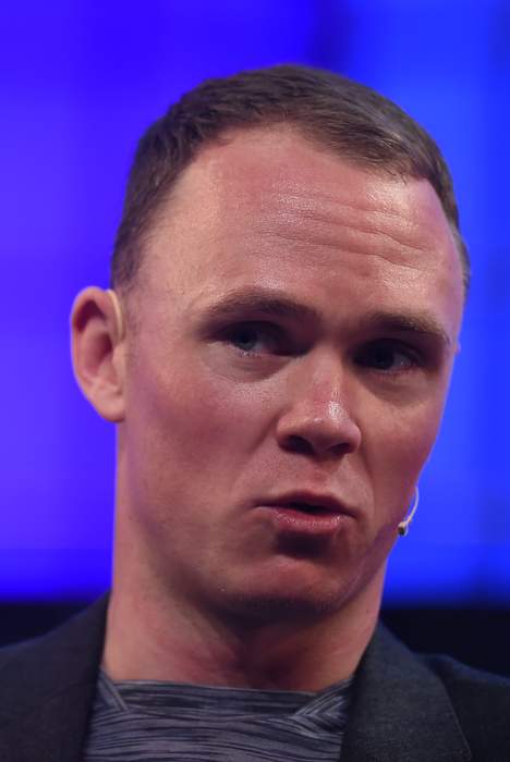 Chris Froome dropped during first Volta a Catalunya stage