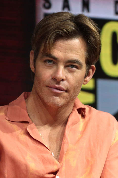 Chris Pine at War with His Neighbor Over Ficus Trees