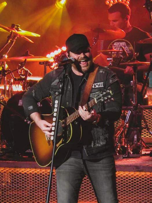 New Chris Young Video Shows Him Getting Pushed, Not Starting Bar Fight