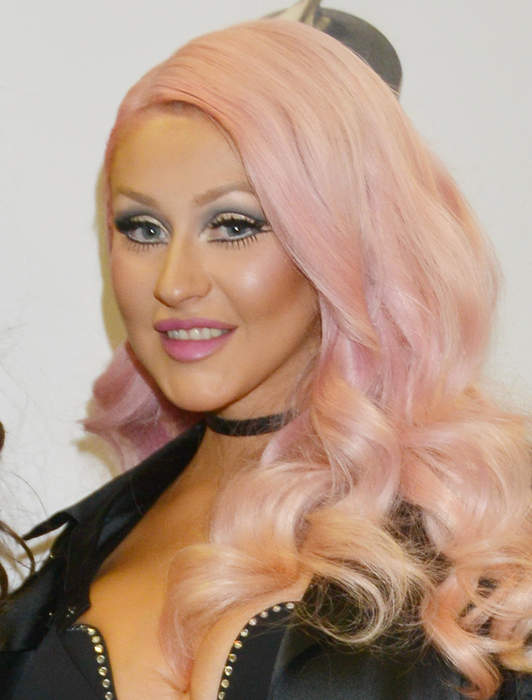 Christina Aguilera says Britney Spears' treatment has been 'unacceptable'