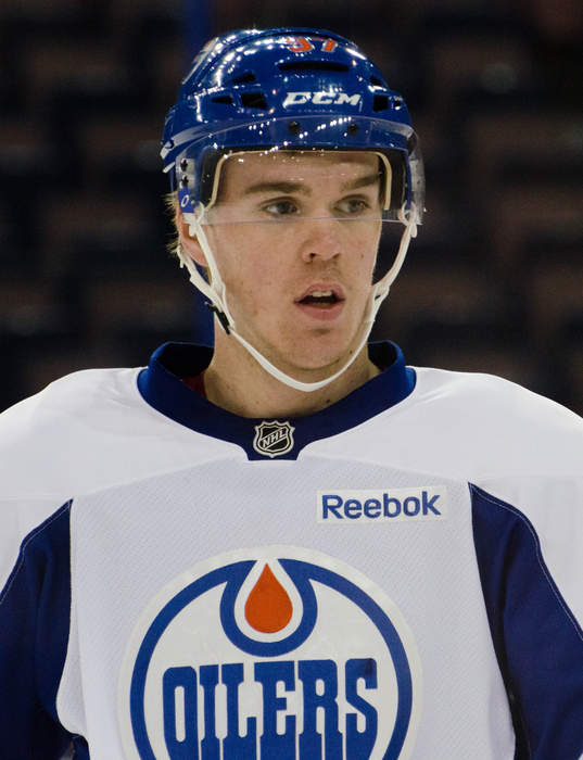 Connor McDavid questions NHL for rescheduling Oilers game after Colby Cave memorial service