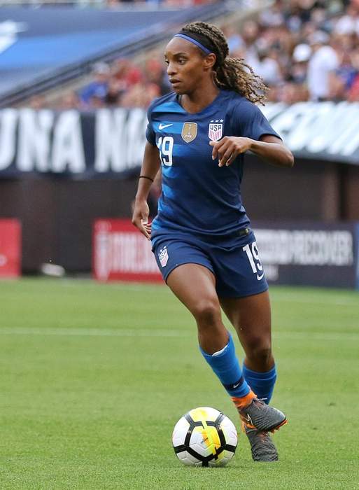 U.S. women's national soccer team shows support for Black Lives Matter